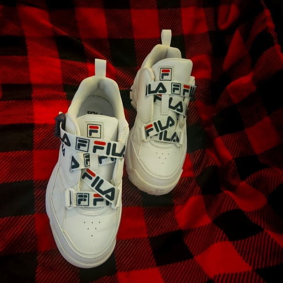 Fila shoes - Picture 1 of 2